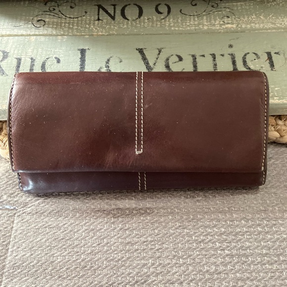Tod’s Brown Leather Wallet - Picture 2 of 15